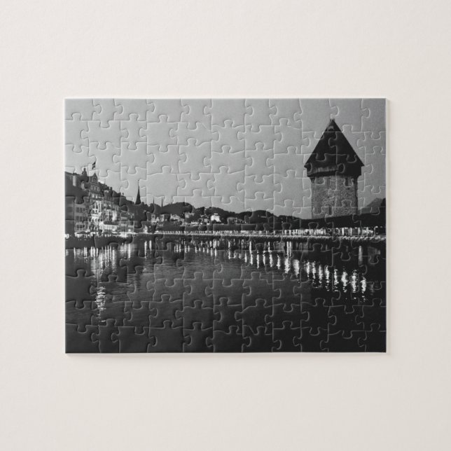 Det Lucerne (Schweitz) kapell överbryggar + Flod Pussel (Horisontell)
