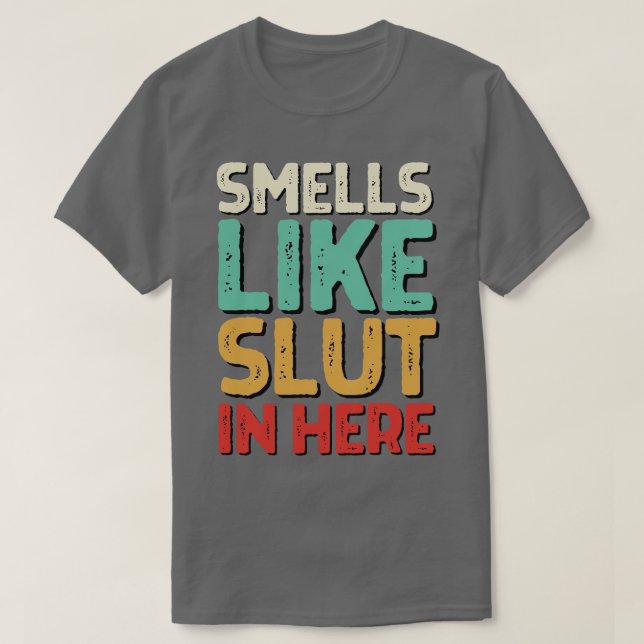 Det luktar som här på offensiv Vuxen humor 2 T Shirt (Design framsida)