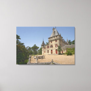 Det magnifika slottet Chateau de Pressac och trädg Canvastryck