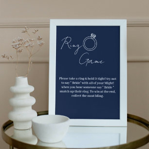 Det minimalistiska blu navy ring-spelet säger inte poster