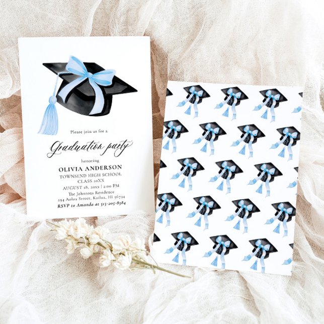 Det moderna Trendiget Blue Bow Studentmössa Studen Inbjudningar (Watercolor Modern Elegant Trendy Stylish Blue Bow Graduation Invitation)