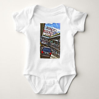 Det Pike stället marknadsför T-shirt