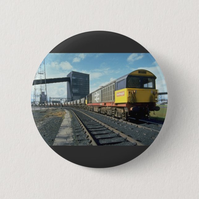 Det Railfreight koltåg på Storbritannien driver Knapp (Framsida)