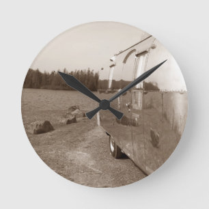 Det Retro Aluminum släpet tar tid på Rund Klocka