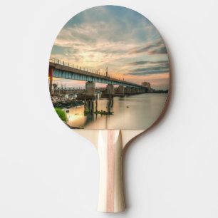 Det Rockaway tåg överbryggar Pingisracket