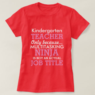 Det roliga dagiset skolar läraregillande t-shirt
