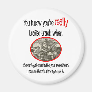 Det roliga släpet parkerar skjortan magnet