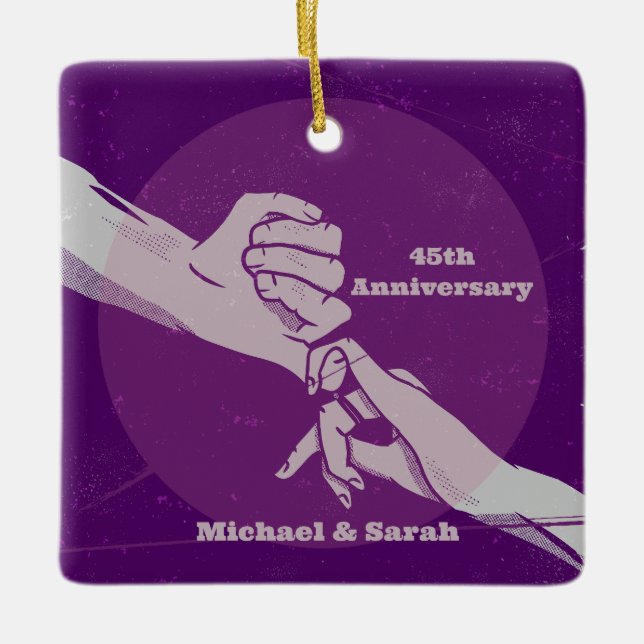 Det romantiska paret som håller händer julgransprydnad keramik (Framsida)