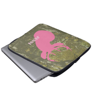 Det rosa hjorthuvudet & kamouflageelektronik laptop sleeve