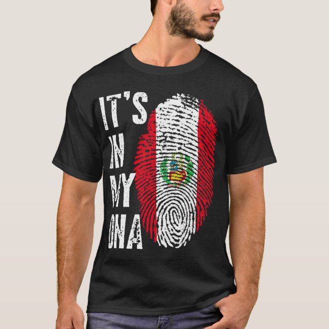 Det_s i min DNA-kod stolt peruanskt amerikanskt pe T Shirt (Framsida)