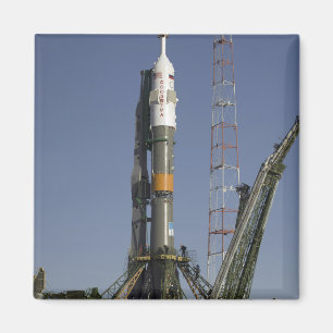 Det Soyuz raket resas upp in i placerar 2 Magnet