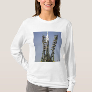 Det Soyuz raket resas upp in i placerar 4 Tee Shirt