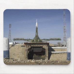 Det Soyuz raket resas upp in i placerar 6 Musmatta
