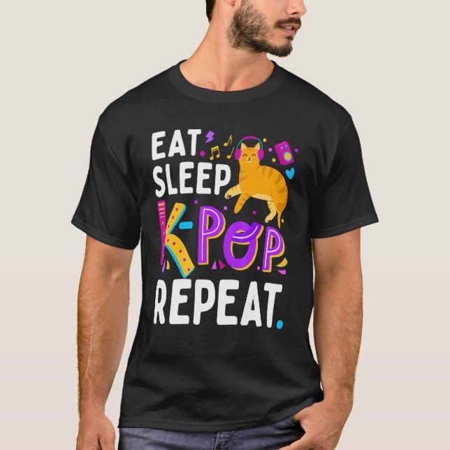 Det sväljer K Pop Repeat Cute Koreakern Fläkt T Shirt (Framsida)