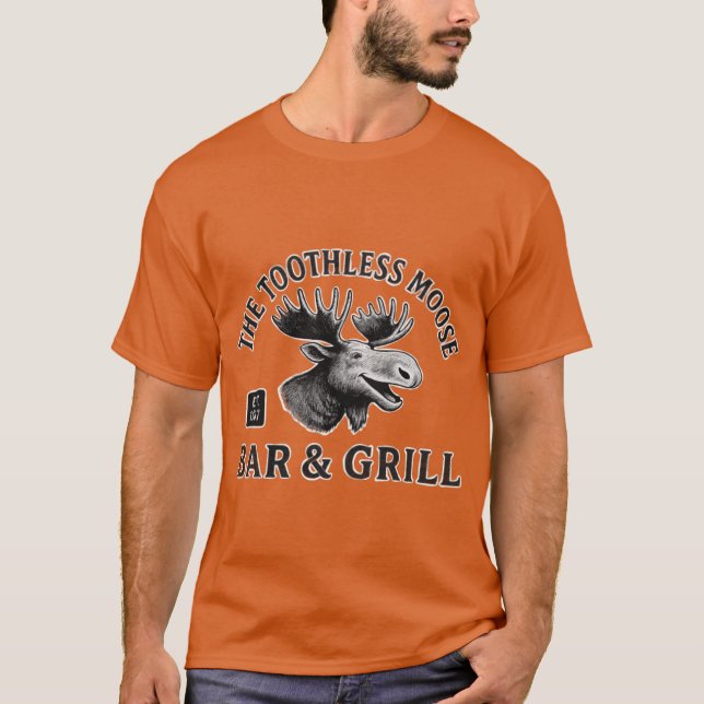 Det Tandlösa Älgbaren T Shirt (Framsida)