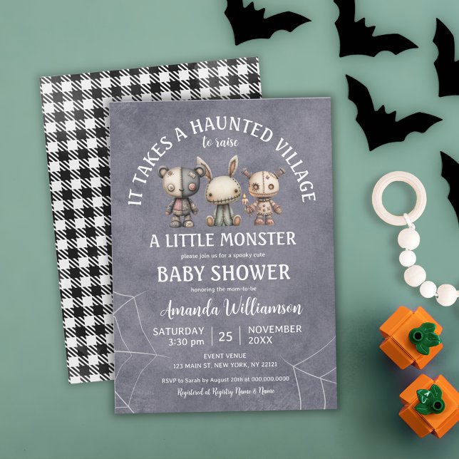 Det tar en hemsökt bybo Halloween-babyskor Inbjudningar (It Takes A Haunted Village Halloween Baby Shower Invitation)