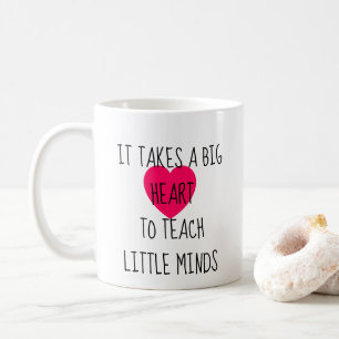 Det tar en stor hjärta kaffemugg