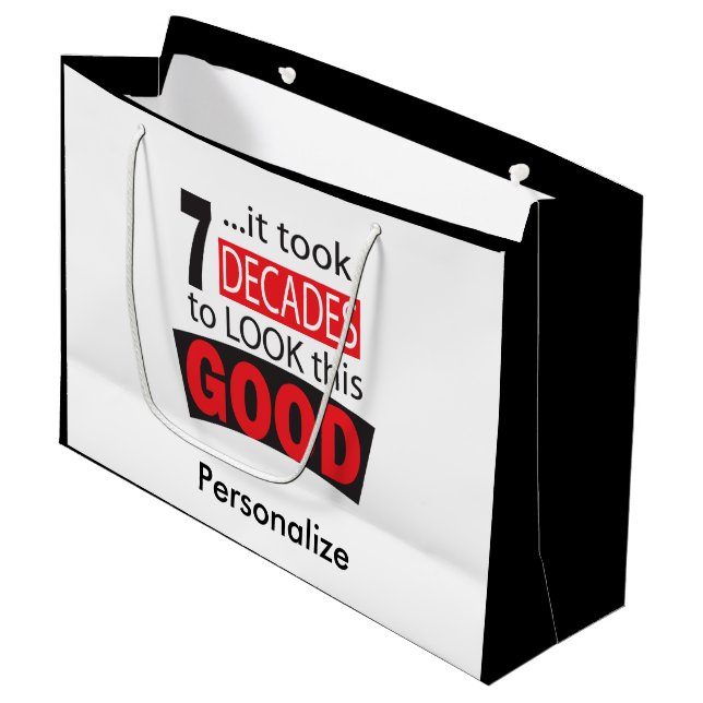 Det tog 7 årtionden för att se denna födelsedag (Framsidan Vinklad)