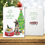 Det tyska Shepherd-Redot för jul Helgkort<br><div class="desc">Den tyska hund Shepherd på framsidan av detta kort, stater, att han var "redo till jul" i år. Han sitter framför en dekorerad Helgdag träd, med en julsäck med gåvor bredvid honom. En gåva är redan mellan hans tass. Känslan fortsätter på insidan och bör ge mottagaren ett leende. All text...</div>