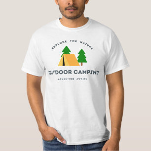 Det utomhus- campa äventyr väntar på T-tröja T Shirt