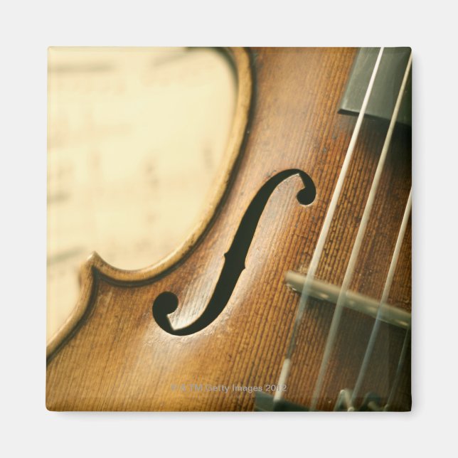 Detaljerad violin magnet (Framsidan)