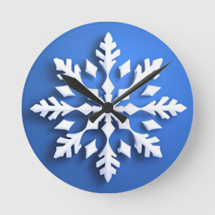 Detaljerad vit snöflinga design rund klocka