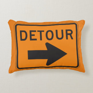 Detour Sign Cushion Prydnadskudde