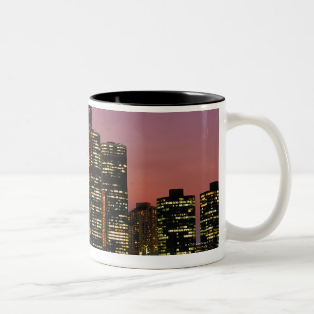 Detroit Michigan horisont på natten Två-Tonad Mugg (Höger)