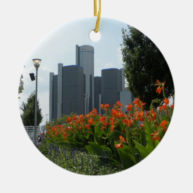 Detroit Ornament (Framsidan)