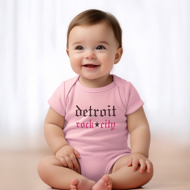 Detroit Sten City Rosa Flicka T Shirt (Skapare uppladdad)