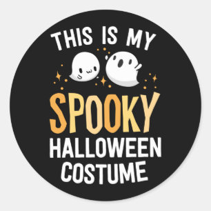 Detta är en kuslig Halloween-kostym Kawaii Spoopy Runt Klistermärke