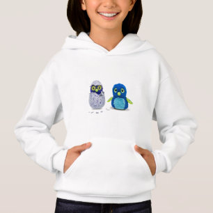 Detta är en underbar T-shirt för hatchimals leks
