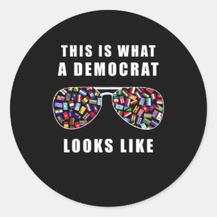 Detta är hur en demokrat ser ut runt klistermärke