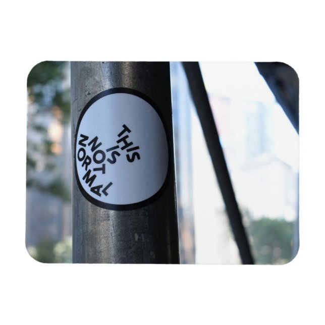 Detta är inte normal gatufotografi Graffiti NYC Magnet (Horisontell)