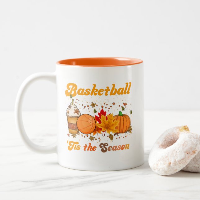 Detta är säsong Basketball Fall Coffee Pumpkin Två-Tonad Mugg (Med munk)