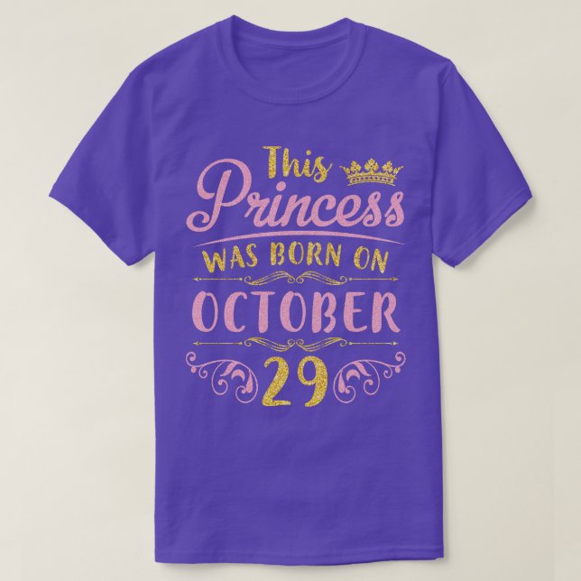 Detta föddes den 29 oktober Grattis på födelsedage T Shirt (Design framsida)