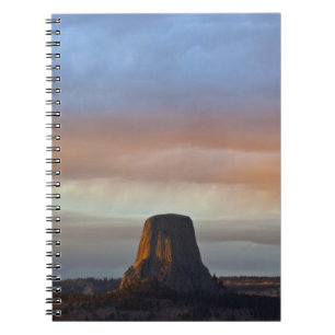 Devils Tower National Monument, Storm vid solnedgå Anteckningsbok Med Spiral