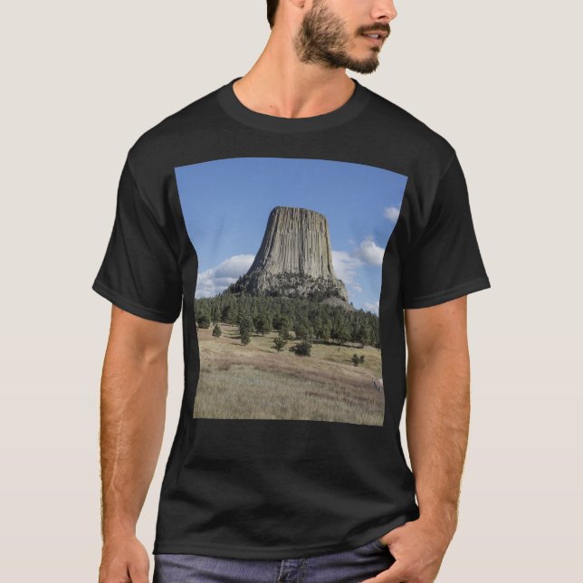 Devils Tower National Monument T-Shirt (Framsida)