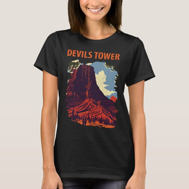 Devils Tower Wyoming Röd Rock Resa T Shirt (Framsida)