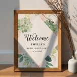 DEVON Greenery Bachelorette Party Välkommen 18 x 2 Poster<br><div class="desc">Devon-samlingen är en fantastisk formgivning som perfekt fångar naturens skönhet i dess känsliga vattenfärgssuckulenter, löv och blommigtar. Den mjuka och känsliga grönten och den nyheten tillför en mjuk och romantisk ambians, medan de tungrodda detaljerna om blommigtarna för vattenfärg och grönt ger ett inslag som fångar öga och som är av...</div>
