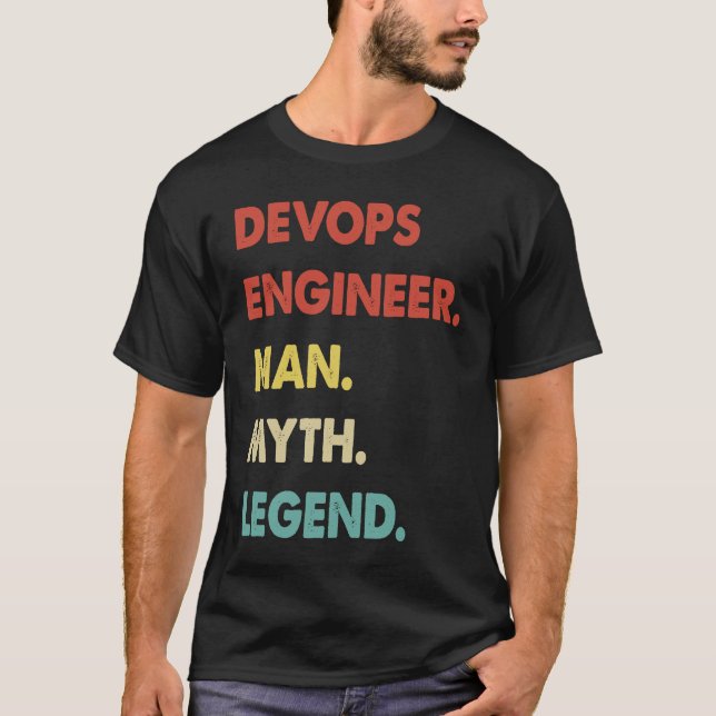 Devops Engineer Man Myth Legend  1 T Shirt (Framsida)