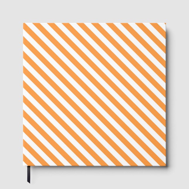 Diagonal orange and white stripes pattern gästböcker (Framsida)
