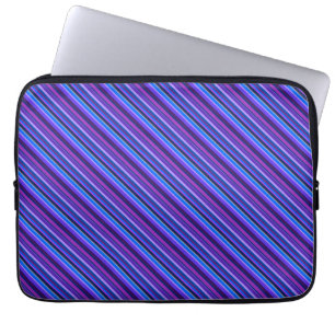 Diagonal rand i blått och lila laptop sleeve