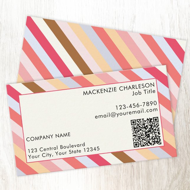 Diagonal Rand Modern QR-kod Visitkort (Muted candy stripe pattern business card with custom text and QR code)