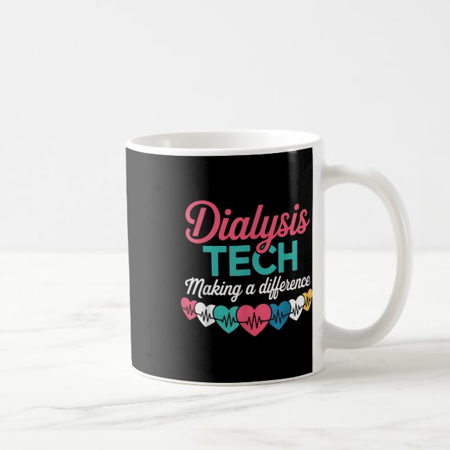 Dialys tekniker som gör skillnad tekniker hjärta kaffemugg (Höger)
