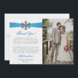 Diamante Snowflake & Blue Ribbon Winter Wedding Tack Kort<br><div class="desc">Tack ge i stil med denna elegant och tack för ditt foto på bröllop i trendig. Utformningen är enkel att anpassa med ditt eget speciella tack och ett foto som du själv väljer, och dina gäster blir glada när de får dessa fantastiska tackkort. Matchande objekt i bröllop finns i samlingen....</div>