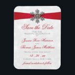 Diamante Snowflake & Red Ribbon Winter Wedding Magnet<br><div class="desc">Röntsnöflummen och det röda bandet bröllop är perfekt för alla par som planerar ett romantiskt vinterbröllop firande. Utformningen har en lätt silvud-grått och en vit snöflingor med en romante-snöflake ovanpå ett silkesaktigt tittar band. Ordalydelsen innehåller samma grått- och rött färg i formgivningen och kan lätt användas som personlig för att...</div>