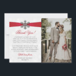 Diamante Snowflake & Red Ribbon Winter Wedding Tack Kort<br><div class="desc">Tack ge i stil med denna elegant och tack för ditt foto på bröllop i trendig. Utformningen är enkel att anpassa med ditt eget speciella tack och ett foto som du själv väljer, och dina gäster blir glada när de får dessa fantastiska tackkort. Matchande objekt i bröllop finns i samlingen....</div>
