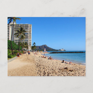 Diamond Head-kratern med rosa segelbåt Waikiki Ha Vykort
