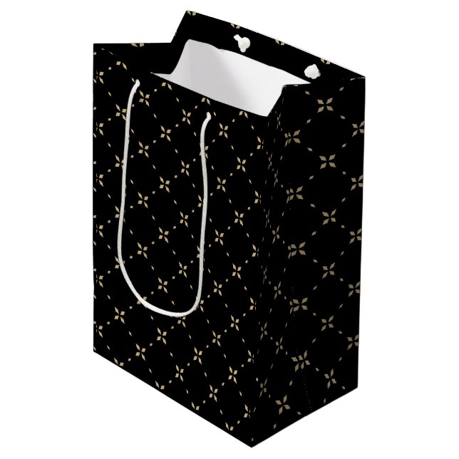 Diamond Mönster på Black Gift Bag (Framsidan Vinklad)